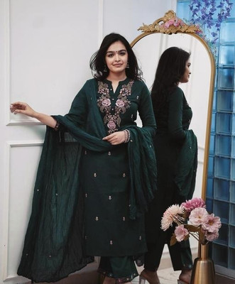 PILUDI HOUSE Women Kurti Pant Dupatta Set