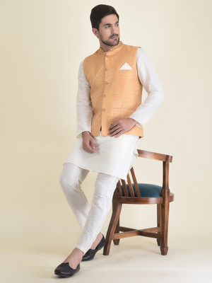 HOUSE OF DEYANN Men Kurta Pant Ethnic Jacket Set