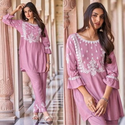 MARUTIWORLD Women Ethnic Top Pant Set