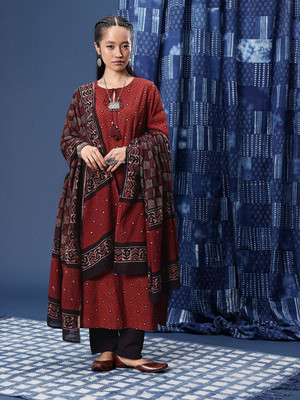 Taavi Women Kurta Pant Set