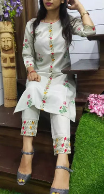 Spear Inside World Women Kurta Pant Set