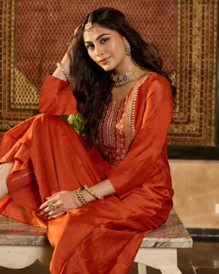 Aaghnya Fashion Women Kurti Pant Dupatta Set