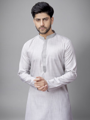 JUGG JUGG JEEYO Men Solid Straight Kurta(Grey)