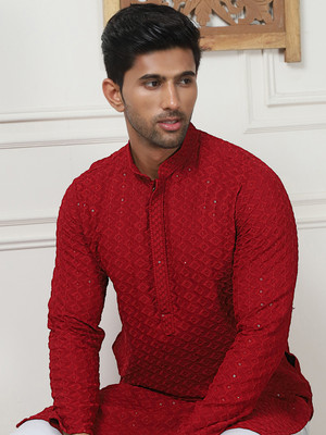 ANOUK Men Embroidered Straight Kurta(Maroon)