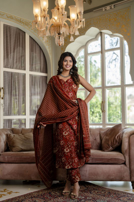 Nayo Women Kurta Pant Dupatta Set