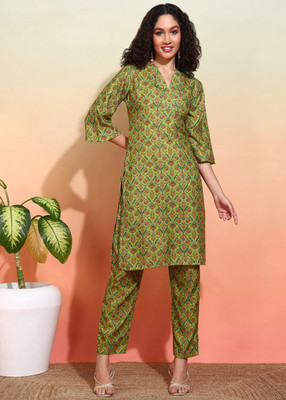Divastri Women Kurta Pant Set