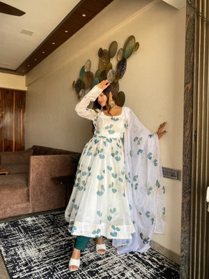 Jesvi Textile Women Kurta Pant Dupatta Set
