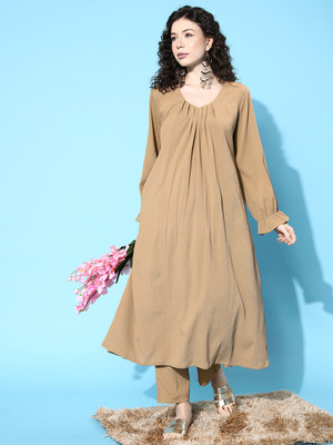 Varanga Women Kurta Pant Set