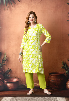 Deepyog Women Kurti Pant Set