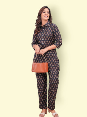 HouseOfCommon Women Kurta Pyjama Set