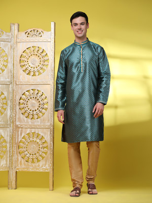 SKAVIJ Men Kurta Pyjama Set