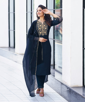 Skylee Women Kurta Pant Dupatta Set