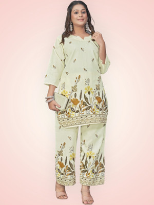 EverEthnic Women Kurta Pant Set