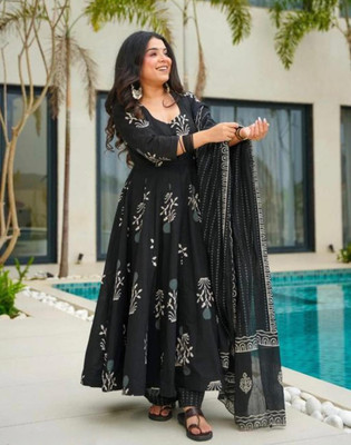 Parevadi Fashion Self Design Kurta, Palazzo & Dupatta Set
