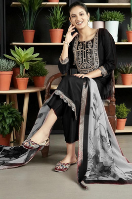 GAUNKICREATION Women Kurta Pant Dupatta Set