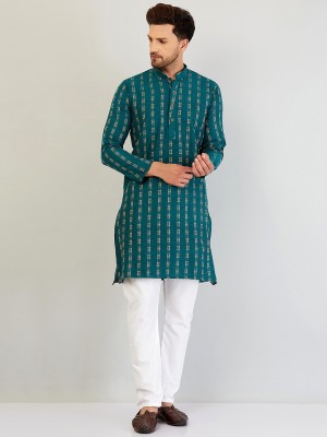 ARMAAN ETHNIC Men Kurta Pyjama Set