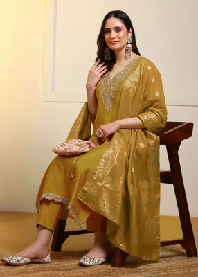 DSK STUDIO Women Kurti Pant Dupatta Set