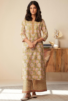 LOOKMARK Women Kurta Pant Dupatta Set