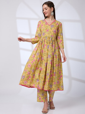 Globus Women Kurta Pant Set