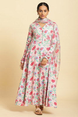 W Women Kurta Pant Dupatta Set