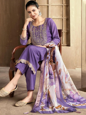 R4milA Embroidered Kurta, Trouser/Pant & Dupatta Set