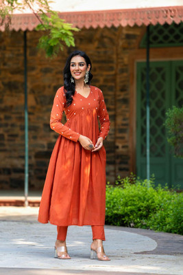 PFK Women Kurta Pyjama Set