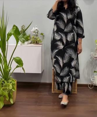 Bhagyesh Fashion Women Kurti Pant Set