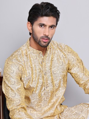 Jompers Men Printed Straight Kurta(Gold)