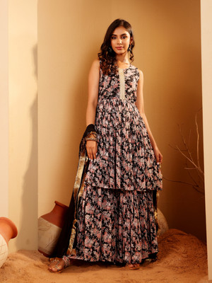 Varanga Women Kurta Sharara Dupatta Set