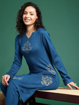 Sangria Women Kurta Pant Set