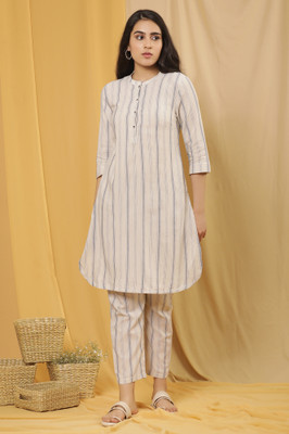 W Women Kurta Pant Set