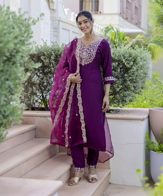 VredeVogel Women Kurta Pant Dupatta Set