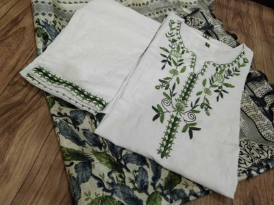 Akhatushyam Women Kurta Pant Dupatta Set