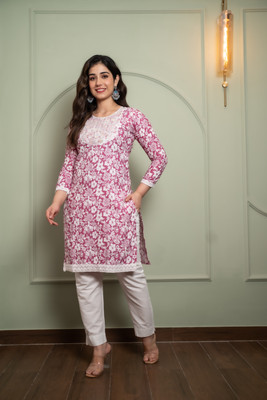 Andheriyas Women Kurta Pant Set