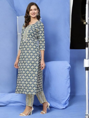 Jiyan Creations Women Kurta Pyjama Set