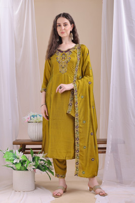 Hirvanti Fashion Women Kurta Pant Dupatta Set