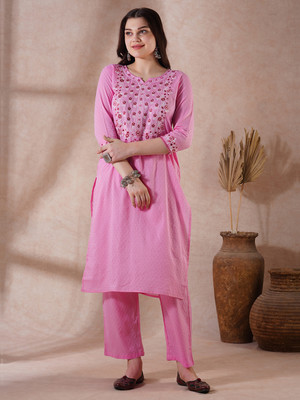 Globus Women Kurta Pant Set