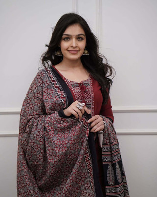 Piu Art Embroidered Kurta, Trouser/Pant & Dupatta Set