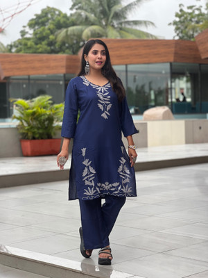 vita fashion Women Kurti Pant Dupatta Set