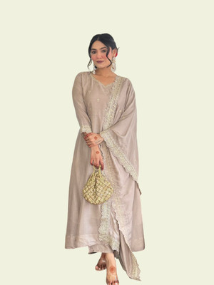 KOTRONS Women Kurti Pant Dupatta Set