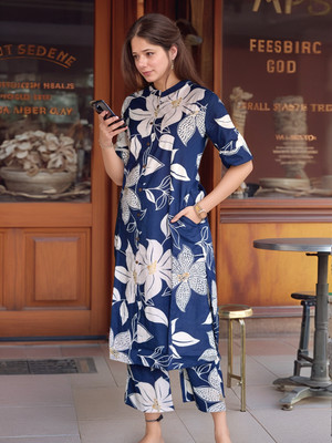 Aaghnya Fashion Women Kurta Pant Set