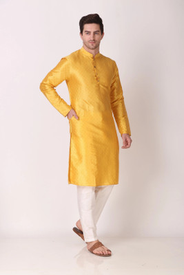 Koshin Men Kurta Pyjama Set
