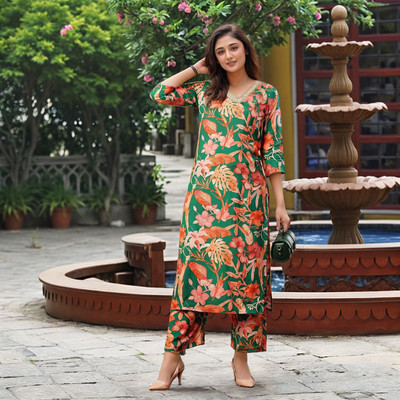 Aaghnya Fashion Women Kurta Palazzo Set