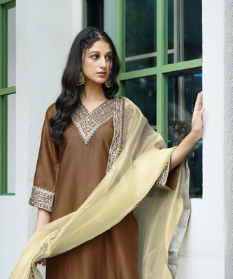 Skylee Women Kurta Pant Dupatta Set