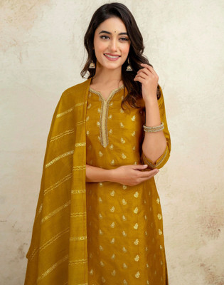 Skylee Women Kurta Pant Dupatta Set