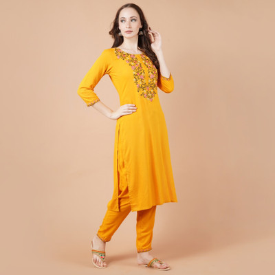 Gauri Creation Women Kurta Pant Set