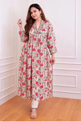 nama kurties Women Kurti Pant Set