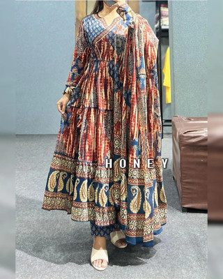 Ikshvaku Enterprises Women Kurti Pant Dupatta Set