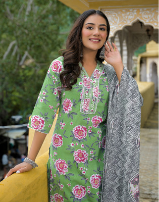 Skylee Women Kurta Pant Dupatta Set