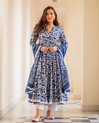 Royal Export Women Kurta Pant Dupatta Set
